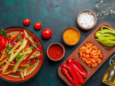 4 салата без соли, которые удивят даже гурманов