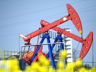 Нефть подешевеет: стало известно, когда это произойдет