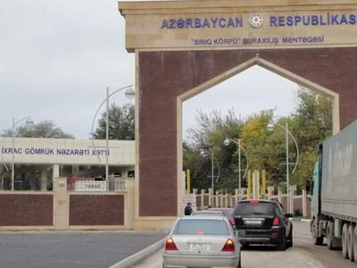 Азербайджан продлил карантин на сухопутной границе