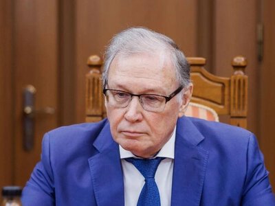 Послу рф в Молдове вручили ноту протеста и бутылку грязной воды из Днестра