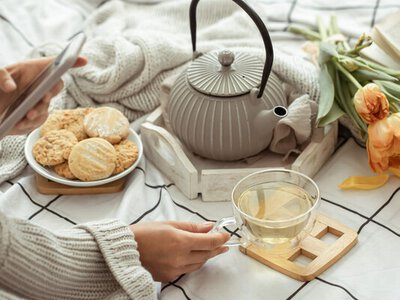 Что приготовить к чаю, когда гости уже на пороге: быстрые идеи