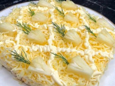 Салат Женская прихоть оценивают на 100 баллов: для приготовления нужно всего 4 ингредиента