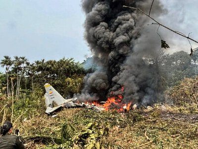 В Колумбии разбился самолет с более чем сотней военных на борту