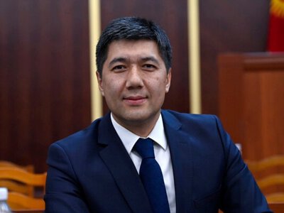 В Кыргызстане задержан экс-глава Нацбанка Мелис Тургунбаев