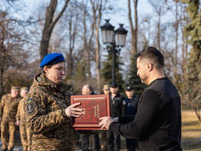 Звание Героя Украины впервые получила женщина-военнослужащая