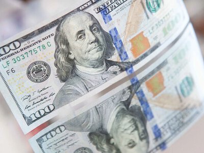 Bloomberg узнал, на сколько Украине может хватить средств на покрытие расходов на фоне торможения помощи