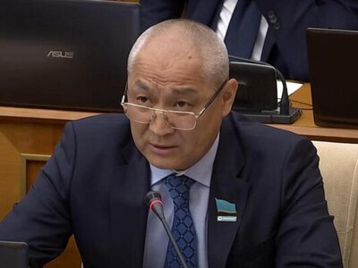 Суд в Астане принял сторону депутата Жанбыршина, назвавшего представителя ЛГБТ «позорищем человечества»
