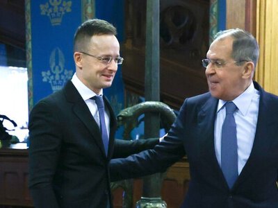 Лавров просил Венгрию посодействовать снятию санкций с олигарха Алишера Усманова и его сестёр — The Insider