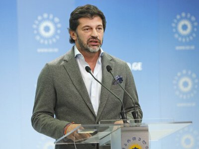 Каладзе обвинил оппонентов в попытках разрушить его семью