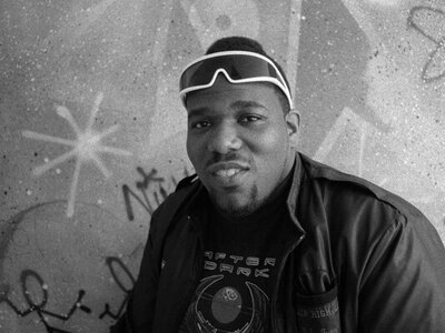 Умер Afrika Bambaataa – один из основателей хип-хоп культуры