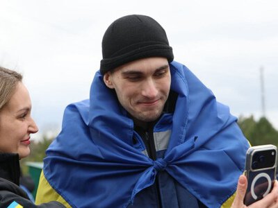 Украина и РФ провели пасхальный обмен пленными. Домой вернулись 182 украинца. Фото 