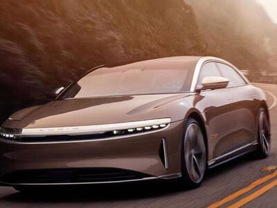 В Украине обсуждают налог на электромобили