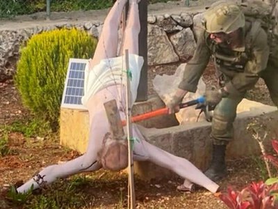 ЦАХАЛ подтвердил подлинность фото с военным, разбивающим статую Иисуса в Ливане, и пообещал наказание