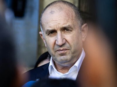 Выборы в Болгарии: лидирует коалиция Румена Радева. Станет ли он вторым Орбаном