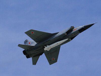 Подавила 58 ракет: летчик-инструктор объяснил, как украинская РЭБ перехитрила Кинжалы