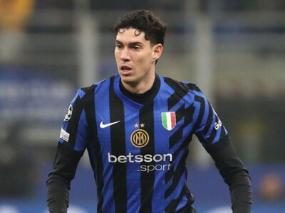 Барселона обсуждает условия контракта с Бастони: что известно?