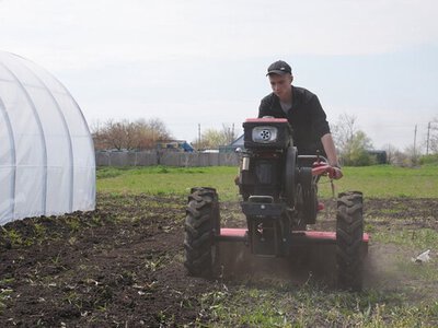 Вместо гаджетов – теплицы: история юного николаевского агрария с большими планами