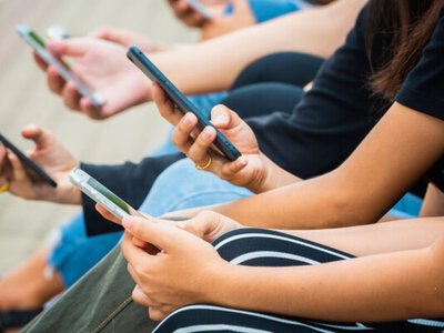  В Турции ограничили доступ к соцсетям детям до 15 лет 