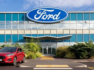 Ford обсуждает оборонные проекты с США, компания может присоединиться к военному производству