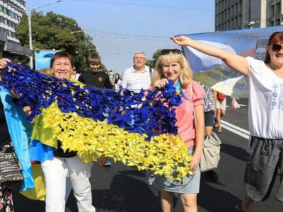 Украинцы кардинально изменили свое отношение к майским праздникам, - опрос