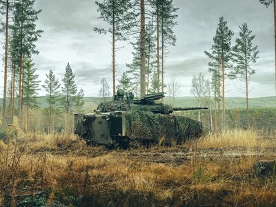 Воюет в Украине: журналисты протестировали танк BAE Systems CV90