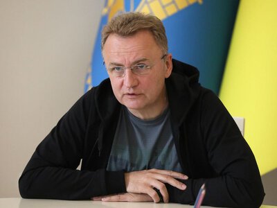 Садовый наложил вето на решение о подземном паркинге на площади Мицкевича