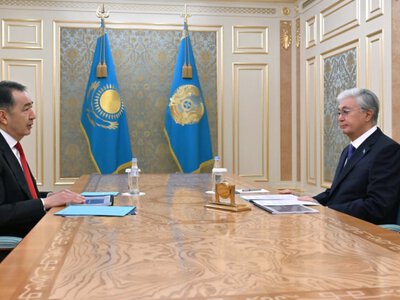  Казахстан продвигает инициативы в ЕАЭС: встреча Токаева и Сагинтаева 