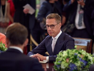Европе придется возобновить диалог с Путиным - президент Финляндии