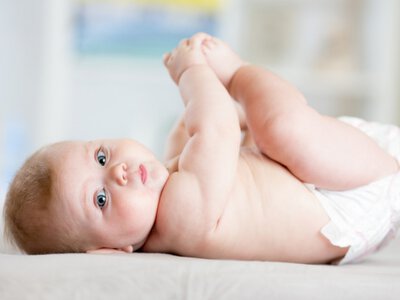5 мифов об уходе за младенцем, которые давно опровергнуты научно