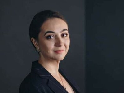 «Зеленский согласился отдать Донбасс»: Мендель сделала взрывное заявление в интервью