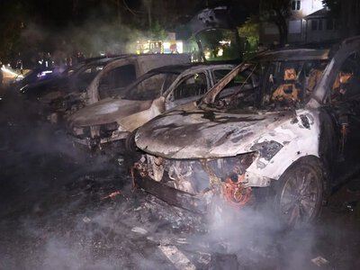 Атака российских БПЛА на Харьков 17 мая - сгорело семь авто, пожар потушили