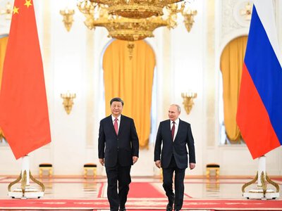 путин стремится разблокировать газопровод на переговорах с Си в Пекине - Bloomberg