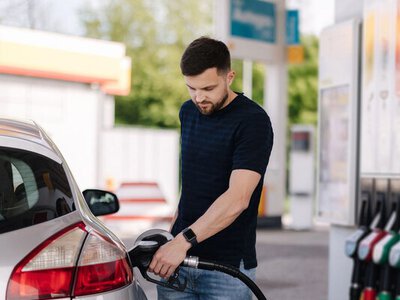 Санкции трещат по швам: Британия разрешила топливо из российской нефти