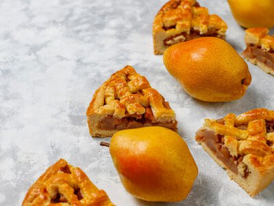 Тарталетки с грушей и горгонзолой: вкус, который удивляет первого кусочка