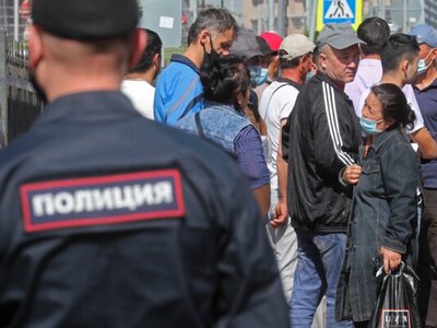 Мигрантов предупредили, что брак с россиянином не защищает их от депортации