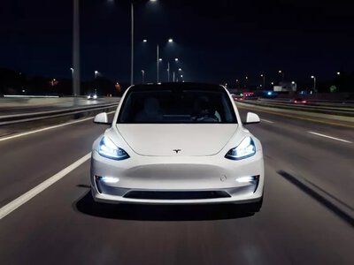 Tesla FSD Supervised покоряет Европу: как 20 миллионов километров изменят автопилот