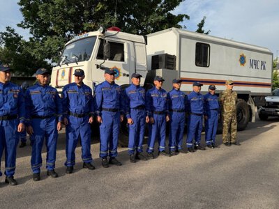  Спасатели МЧС Казахстана участвуют в учениях в Таджикистане 