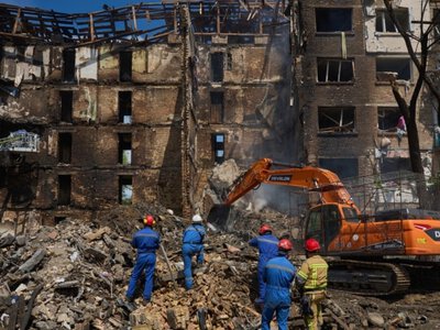 «Удары отчаяния». Соцсети обсуждают военную бессмысленность новой атаки России на Киев