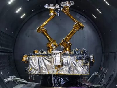 Революция в космосе: DARPA готовит первый роботизированный сервисный спутник