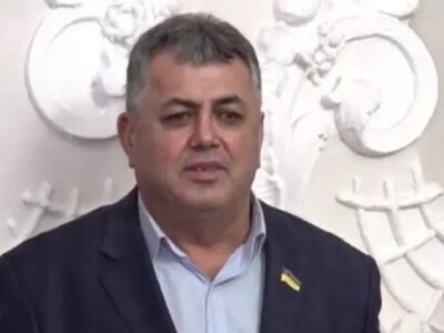 В Пятихатках неизвестный напал с ножом на мэра и скрылся: пострадавший находится в тяжелом состоянии