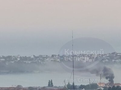 В оккупированном Крыму прогремели взрывы: в Севастополе вспыхнул пожар