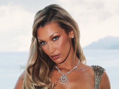 29-летняя Белла Хадид засветила фигуру в купальнике (фото)