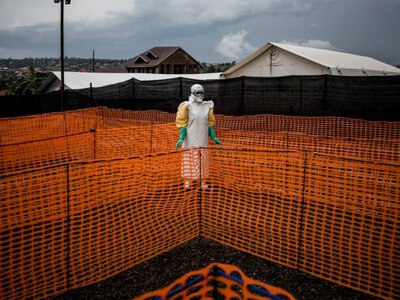 Россия усилила контроль на границах в связи со вспышкой Эболы в Африке