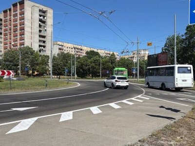Безопаснее и без пробок: во Львове на крупных перекрестках внедряют движение по принципу современного кольца