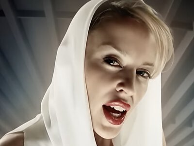 Кайли Миноуг — 58. Как изменилась и куда исчезла главная певица 2000-х (фото)