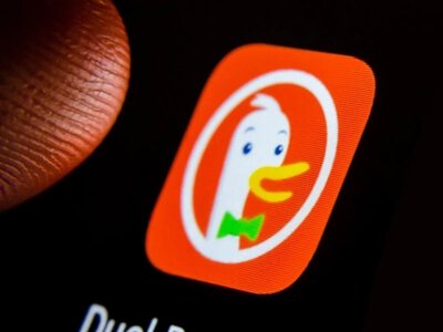 Восстание пользователей: как DuckDuckGo перехватил трафик у Google из-за навороченного ИИ