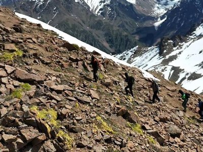 Сотрудники полиции покорили четыре горных пика за одну вылазку в Алматинской области