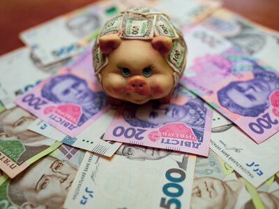 8 правил людей, у яких завжди є гроші на “чорний день”