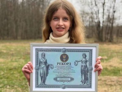 13-летняя школьница из Винницы установила рекорд Украины, официально подтвердив свои знания английского на уровне C1