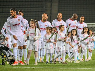 Bir klubu xaosa daşıyan YERSİZ QƏRAR